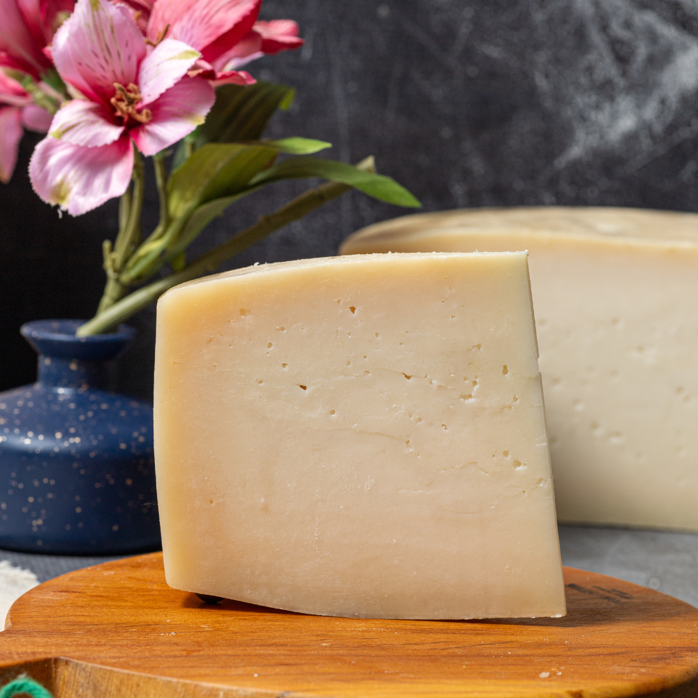 Caprino Romano – Queijo Artesanal de Cabra de Longa Maturação 150g