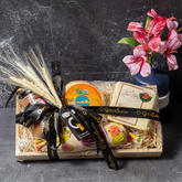 CESTA DE PRESENTE – 2 QUEIJOS + GOIABADA JATIBOCA + DOCE DE LEITE